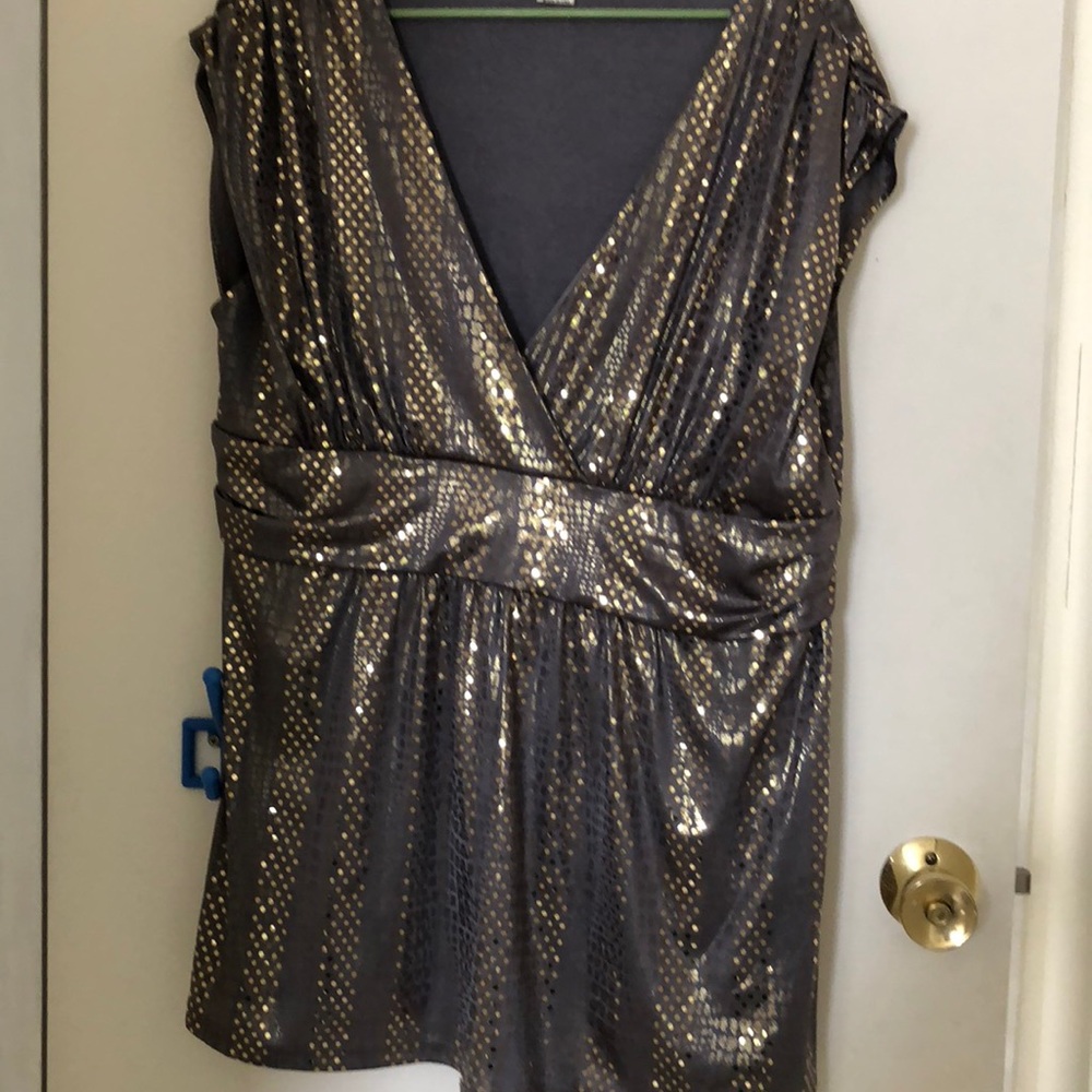 Sparkling shirt.